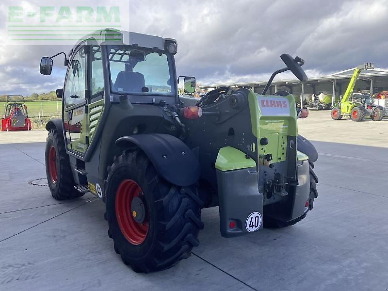 CLAAS scorpion 7044 - Телескопичен товарач: снимка 4 CLAAS scorpion 7044 - Телескопичен товарач: снимка 4