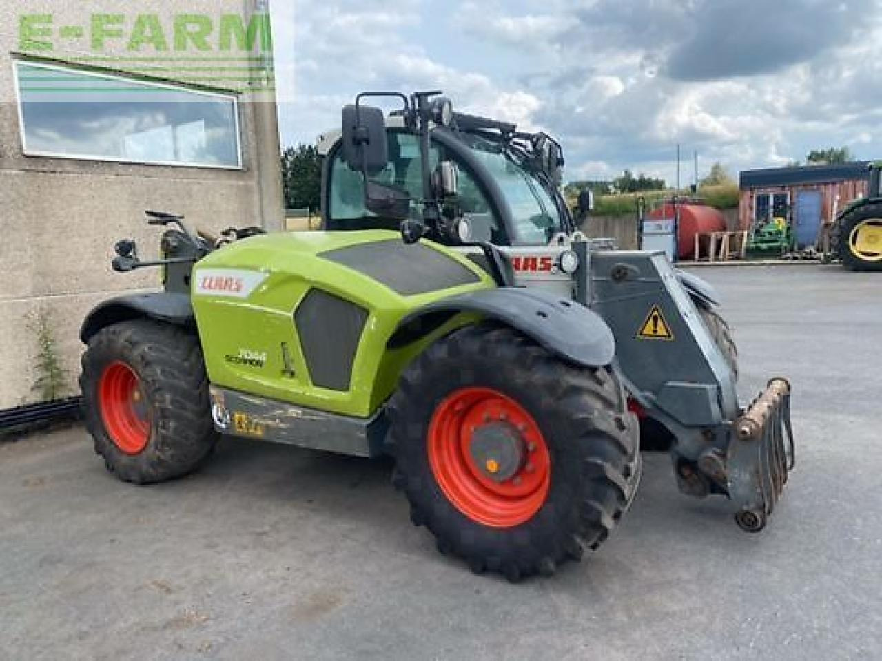 CLAAS scorpion 7044 - Телескопичен товарач: снимка 2 CLAAS scorpion 7044 - Телескопичен товарач: снимка 2
