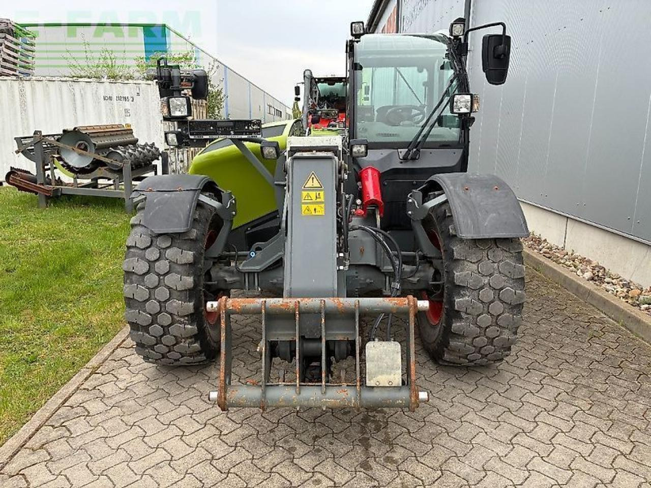 Телескопичен товарач CLAAS scorpion 741: снимка 6
