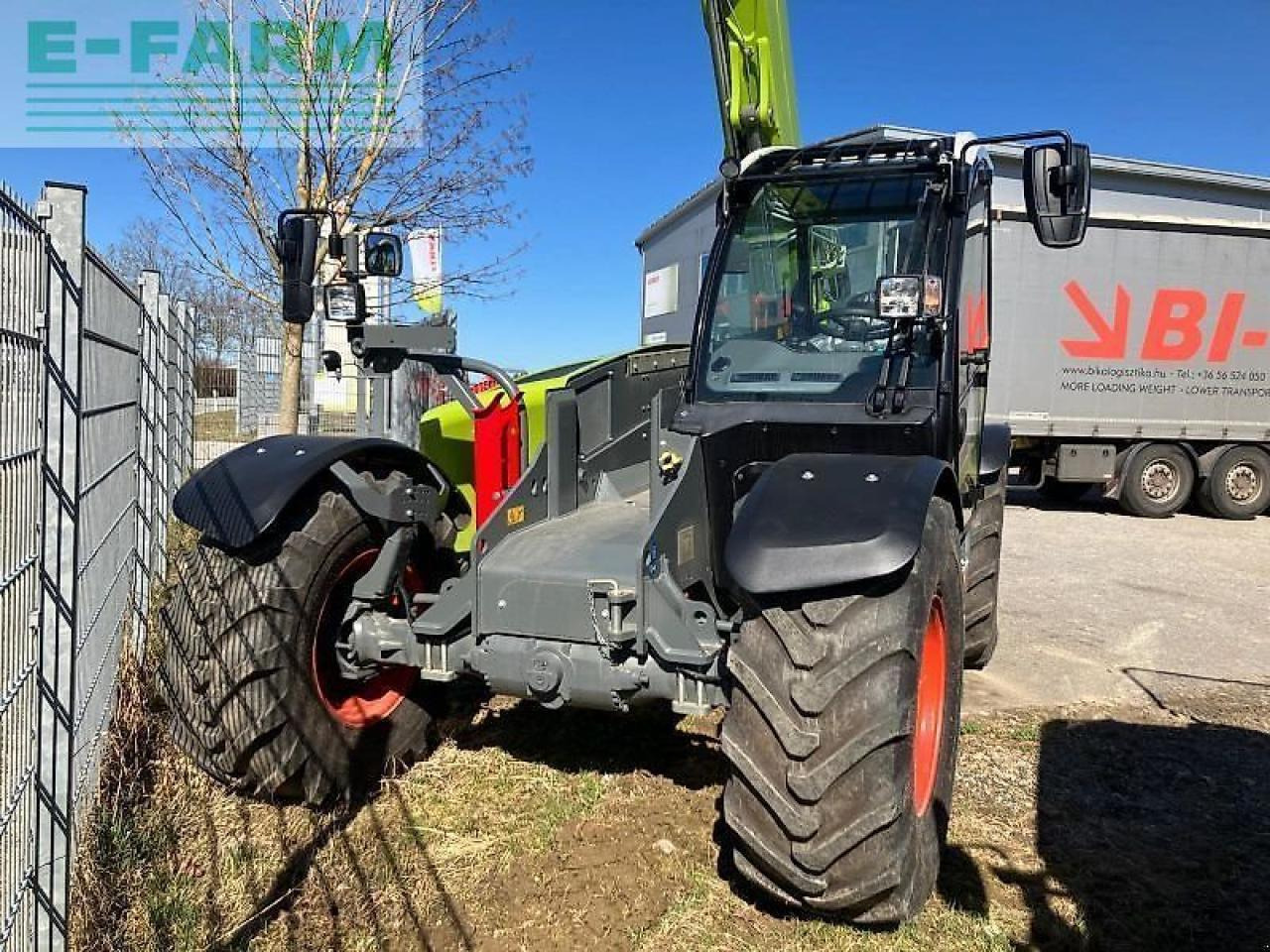 CLAAS scorpion 746 - Телескопичен товарач: снимка 2 CLAAS scorpion 746 - Телескопичен товарач: снимка 2