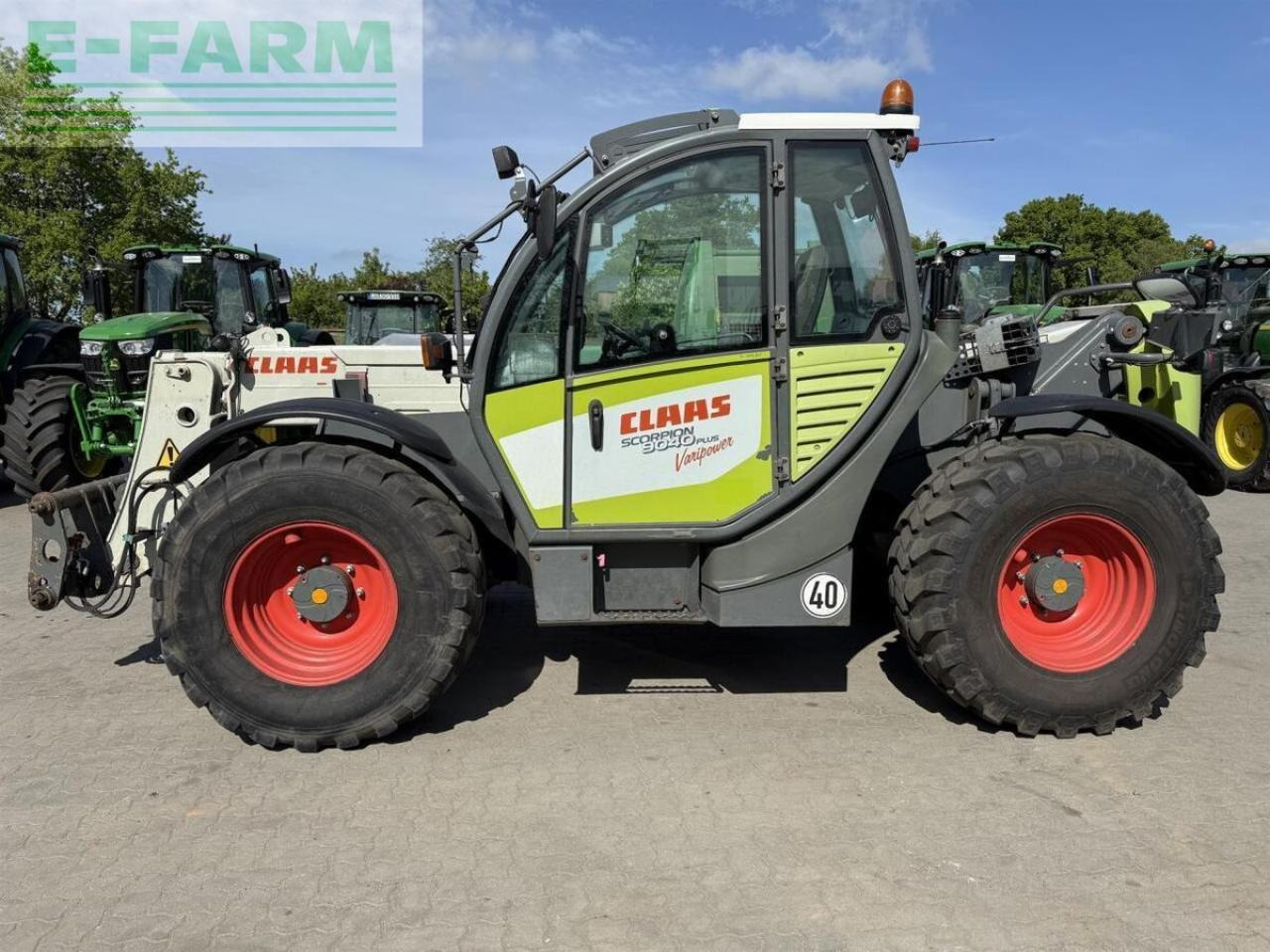 CLAAS scorpion 9040 vario plus - Телескопичен товарач: снимка 2 CLAAS scorpion 9040 vario plus - Телескопичен товарач: снимка 2