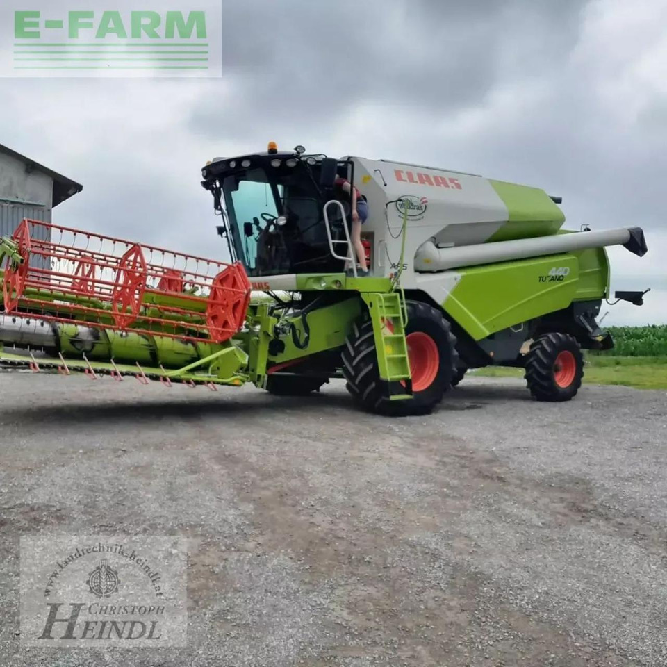 CLAAS tucano 440 - Зърнокомбайн: снимка 4 CLAAS tucano 440 - Зърнокомбайн: снимка 4