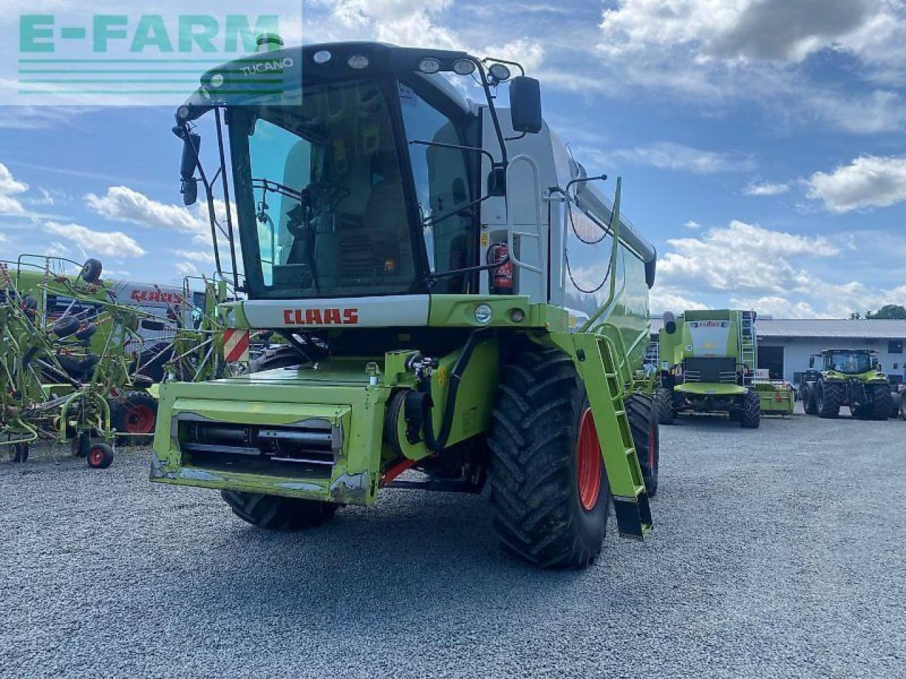 CLAAS tucano 570 - Зърнокомбайн: снимка 4 CLAAS tucano 570 - Зърнокомбайн: снимка 4