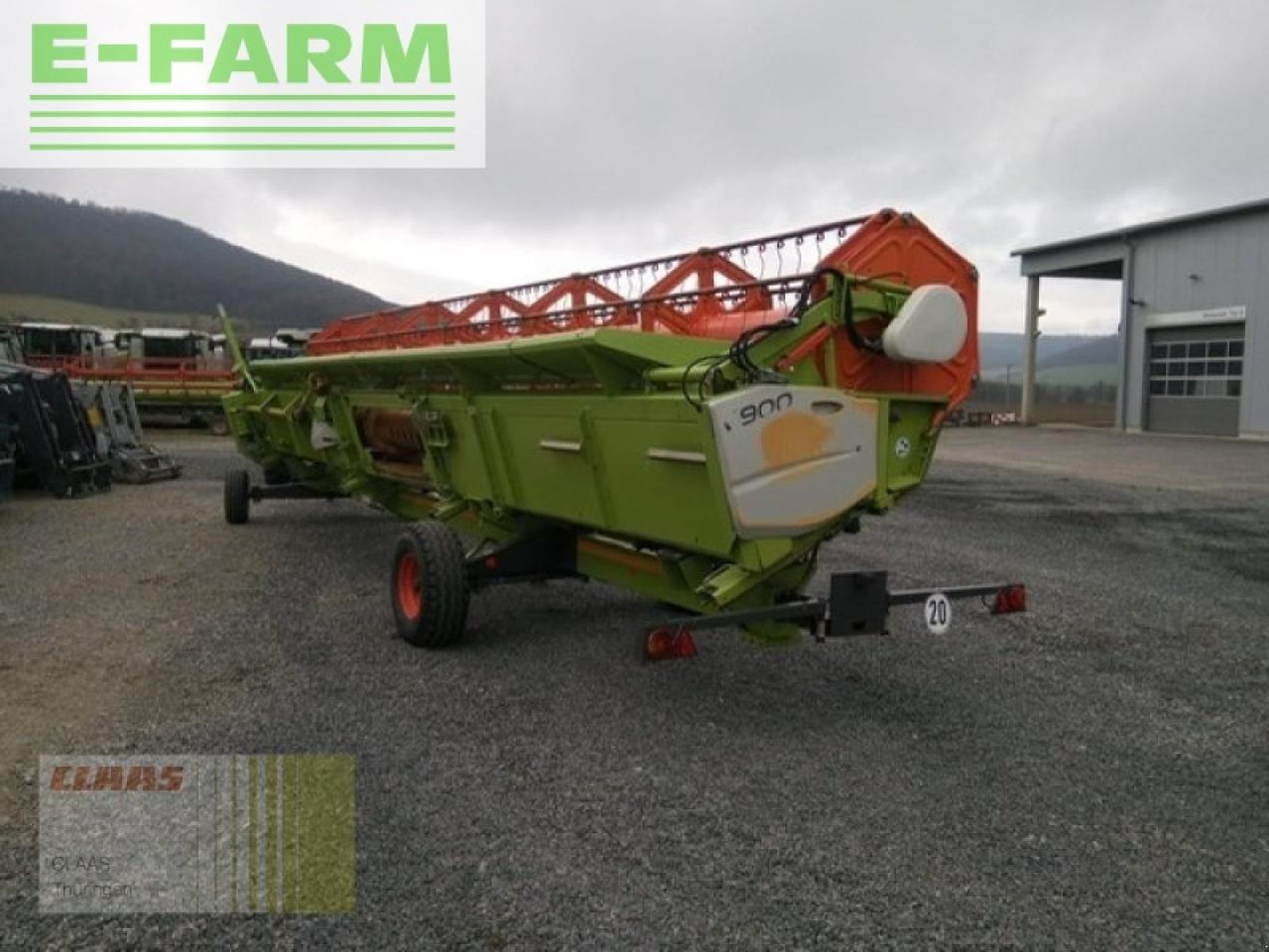 CLAAS v 900 + tw - Трактор: снимка 3 CLAAS v 900 + tw - Трактор: снимка 3