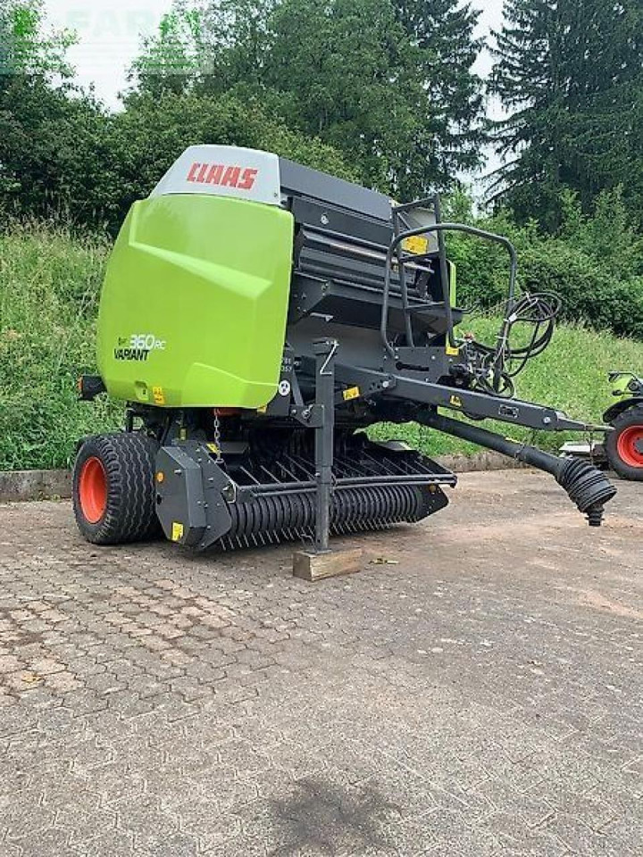 CLAAS variant 360 rc - Сламопреса за квадратни бали: снимка 4 CLAAS variant 360 rc - Сламопреса за квадратни бали: снимка 4