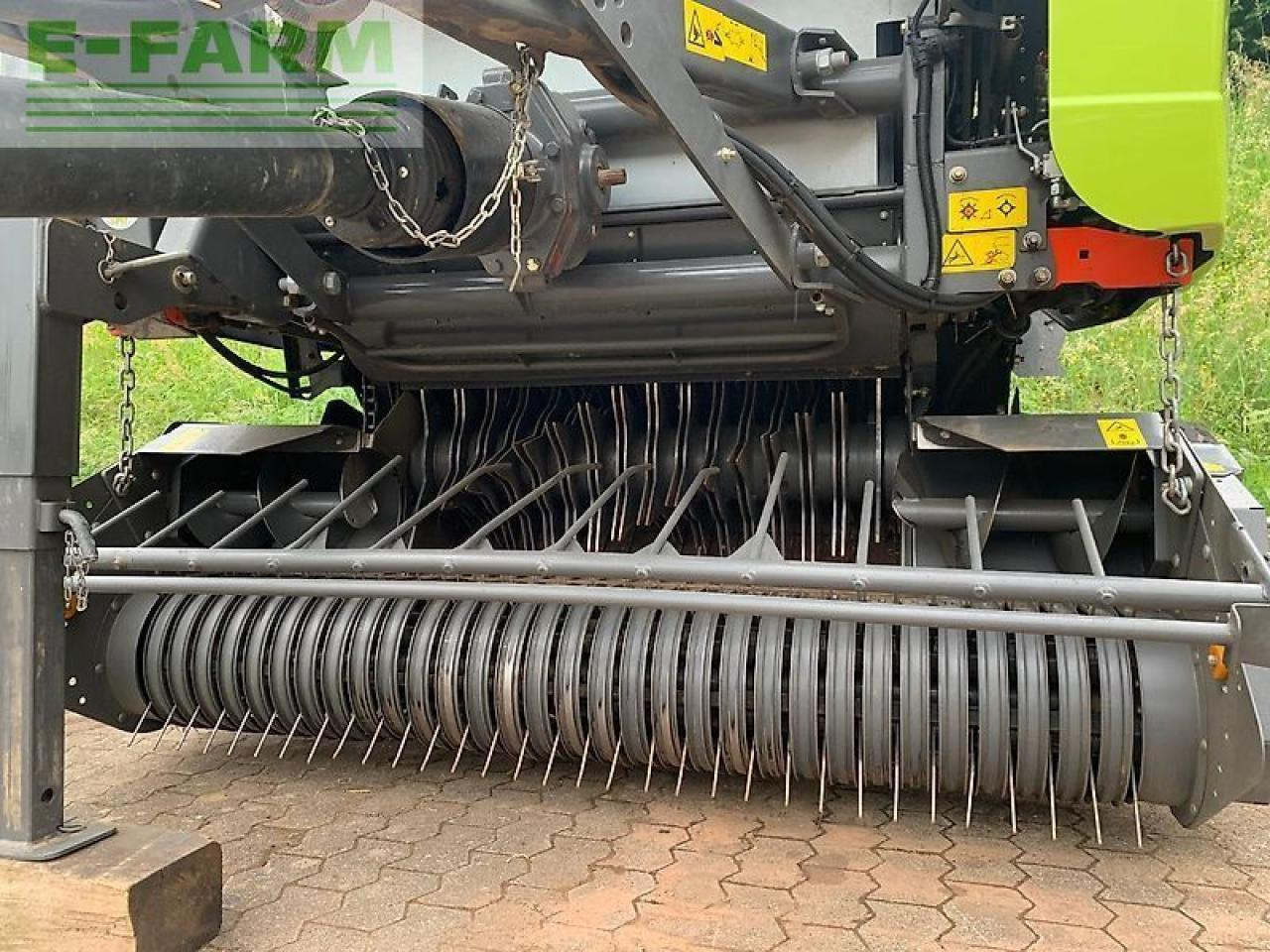 CLAAS variant 360 rc - Сламопреса за квадратни бали: снимка 2 CLAAS variant 360 rc - Сламопреса за квадратни бали: снимка 2