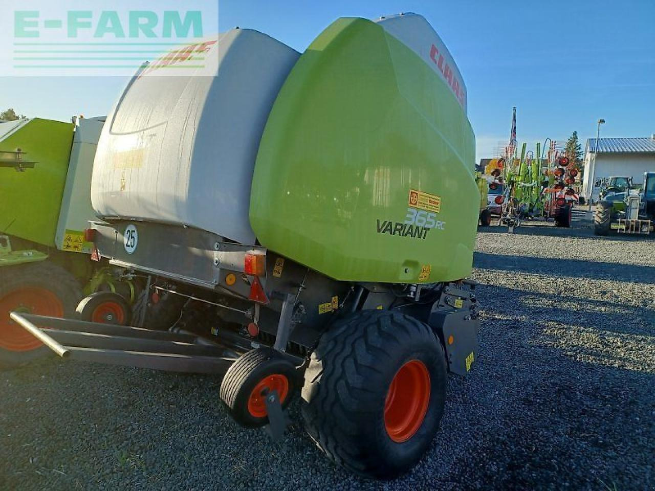 CLAAS variant 365 rc - Сламопреса за квадратни бали: снимка 3 CLAAS variant 365 rc - Сламопреса за квадратни бали: снимка 3