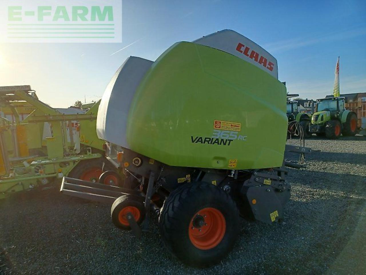 CLAAS variant 365 rc - Сламопреса за квадратни бали: снимка 4 CLAAS variant 365 rc - Сламопреса за квадратни бали: снимка 4
