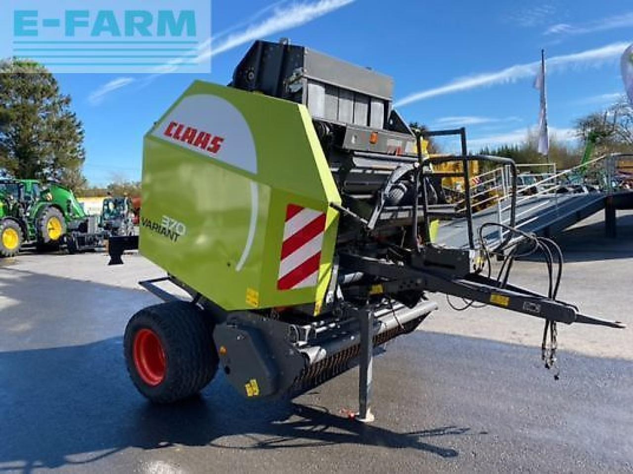 CLAAS variant 370 - Сламопреса за квадратни бали: снимка 3 CLAAS variant 370 - Сламопреса за квадратни бали: снимка 3