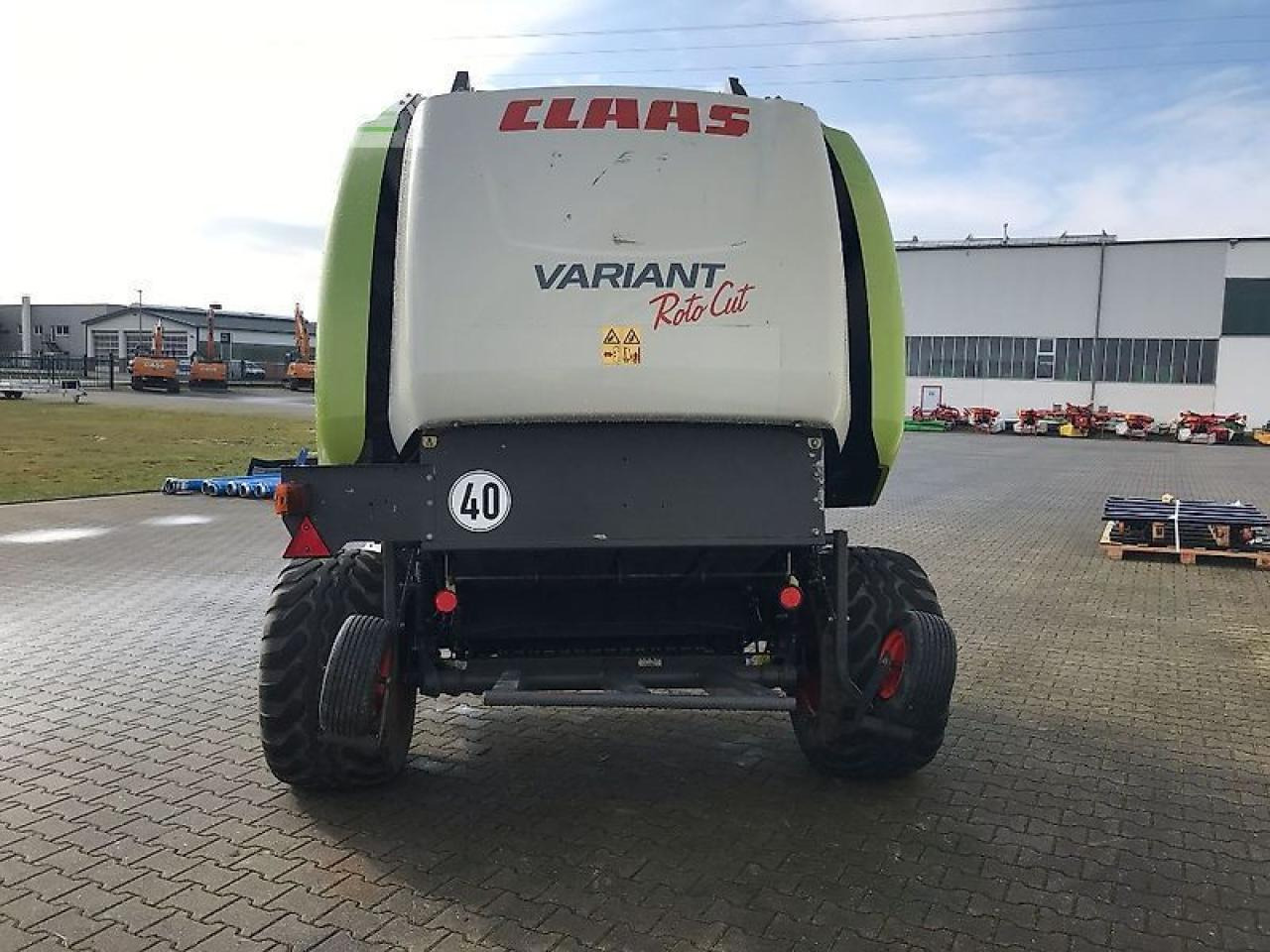 CLAAS variant 385 - Сламопреса за квадратни бали: снимка 4 CLAAS variant 385 - Сламопреса за квадратни бали: снимка 4