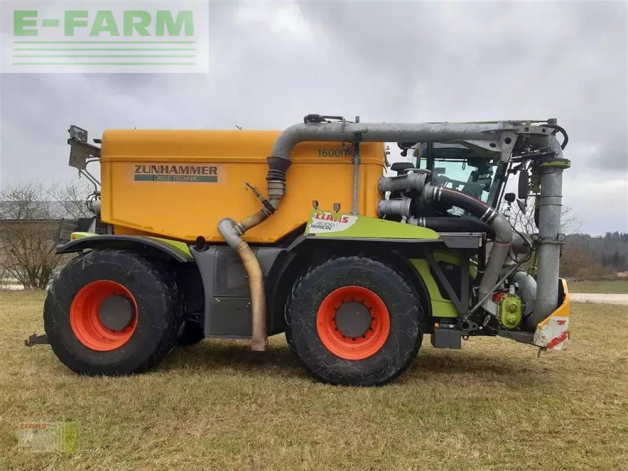 CLAAS xerion 4000 saddle trac SADDLE TRAC - Самоходна пръскачка: снимка 4 CLAAS xerion 4000 saddle trac SADDLE TRAC - Самоходна пръскачка: снимка 4