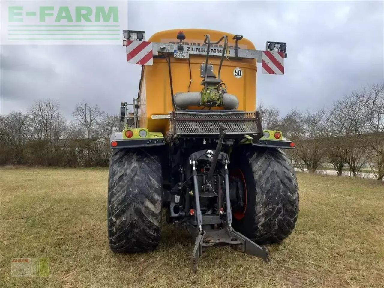 CLAAS xerion 4000 saddle trac SADDLE TRAC - Самоходна пръскачка: снимка 1 CLAAS xerion 4000 saddle trac SADDLE TRAC - Самоходна пръскачка: снимка 1