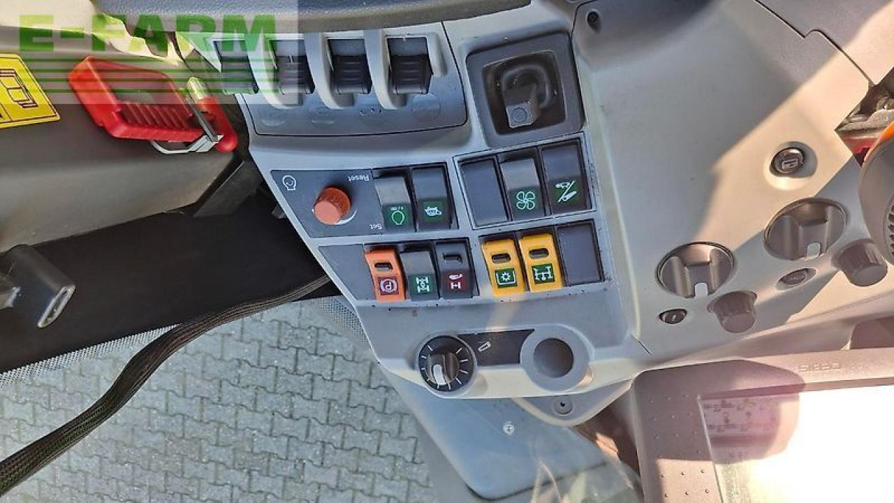 CLAAS xerion 4000 t vc - Трактор: снимка 3 CLAAS xerion 4000 t vc - Трактор: снимка 3