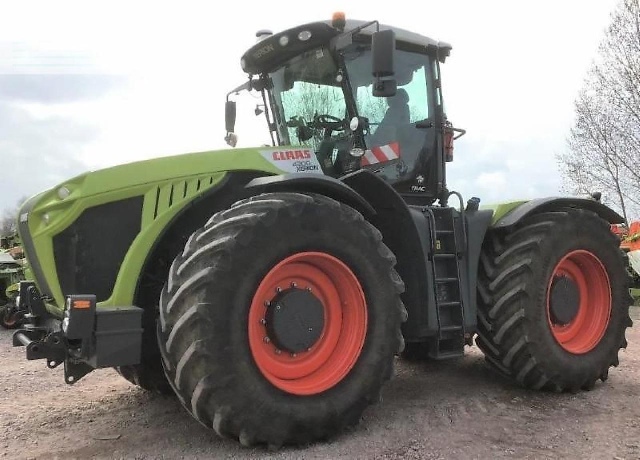 CLAAS xerion 4200 trac TRAC - Трактор: снимка 1 CLAAS xerion 4200 trac TRAC - Трактор: снимка 1