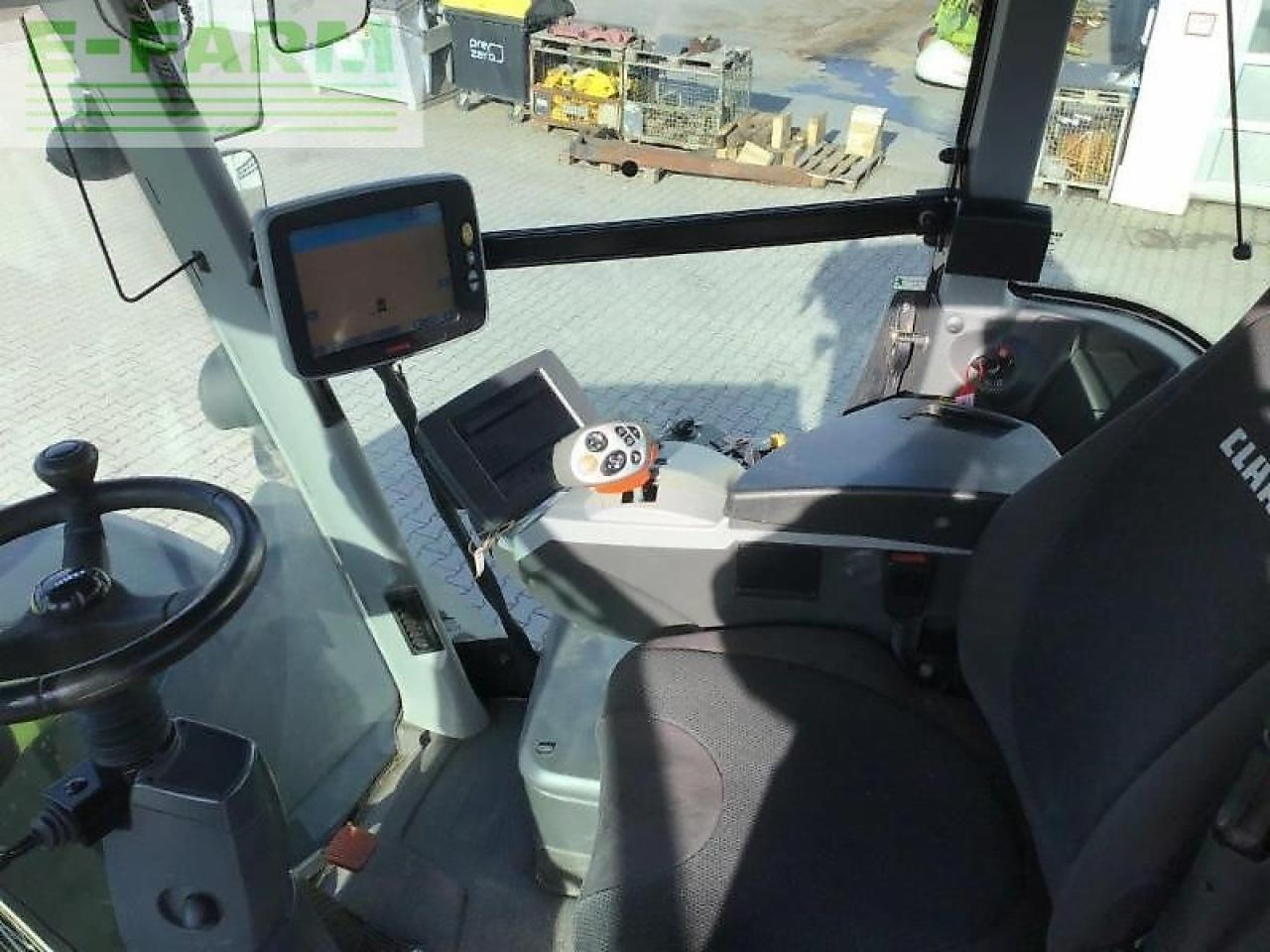 Трактор CLAAS xerion 5000 trac vc TRAC VC: снимка 8