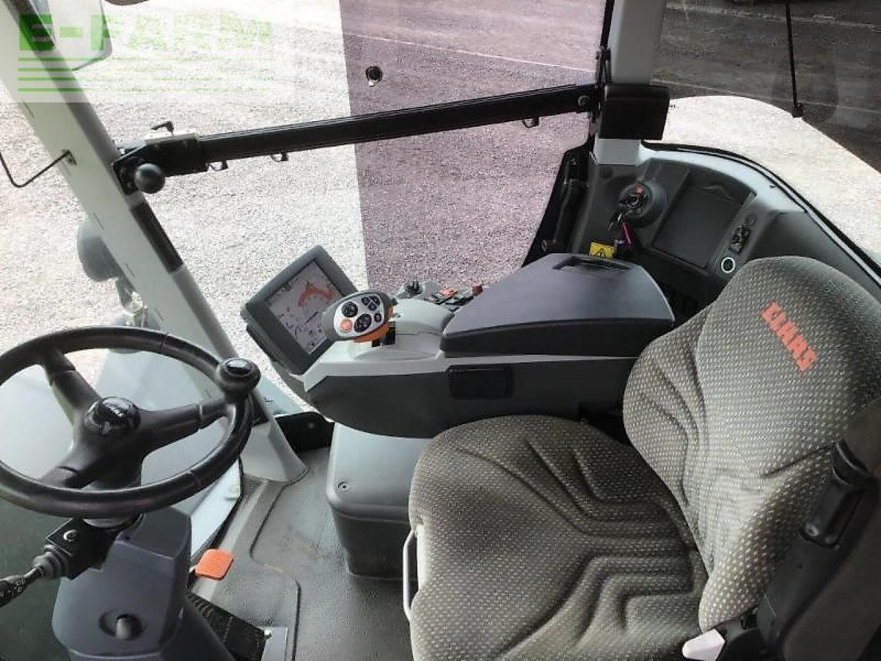 Трактор CLAAS xerion 5000 trac vc TRAC VC: снимка 7