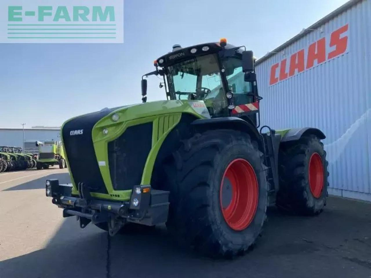 CLAAS xerion 5000 trac vc TRAC VC - Трактор: снимка 1 CLAAS xerion 5000 trac vc TRAC VC - Трактор: снимка 1