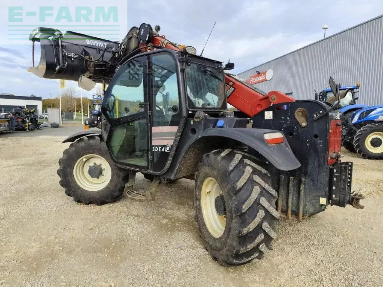 Case-IH farmlift 636 - Телескопичен товарач: снимка 4 Case-IH farmlift 636 - Телескопичен товарач: снимка 4