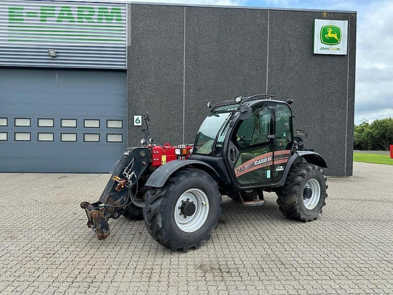 Case-IH farmlift 742 - Телескопичен товарач: снимка 1 Case-IH farmlift 742 - Телескопичен товарач: снимка 1