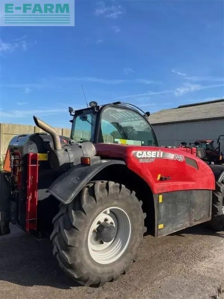 Case-IH farmlift 742 - Телескопичен товарач: снимка 2 Case-IH farmlift 742 - Телескопичен товарач: снимка 2