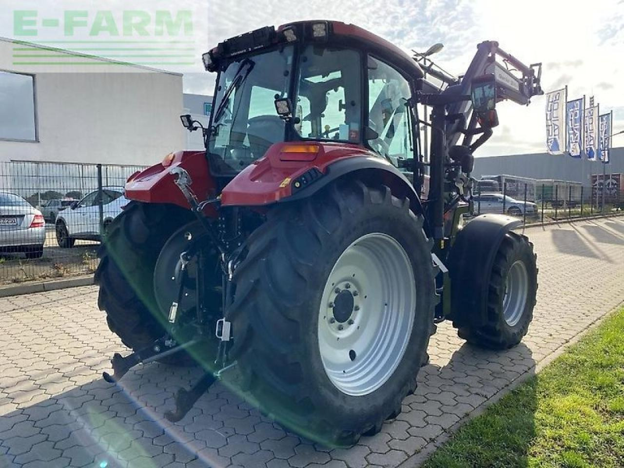 Case-IH luxxum 120 mit alö lader - Трактор: снимка 4 Case-IH luxxum 120 mit alö lader - Трактор: снимка 4