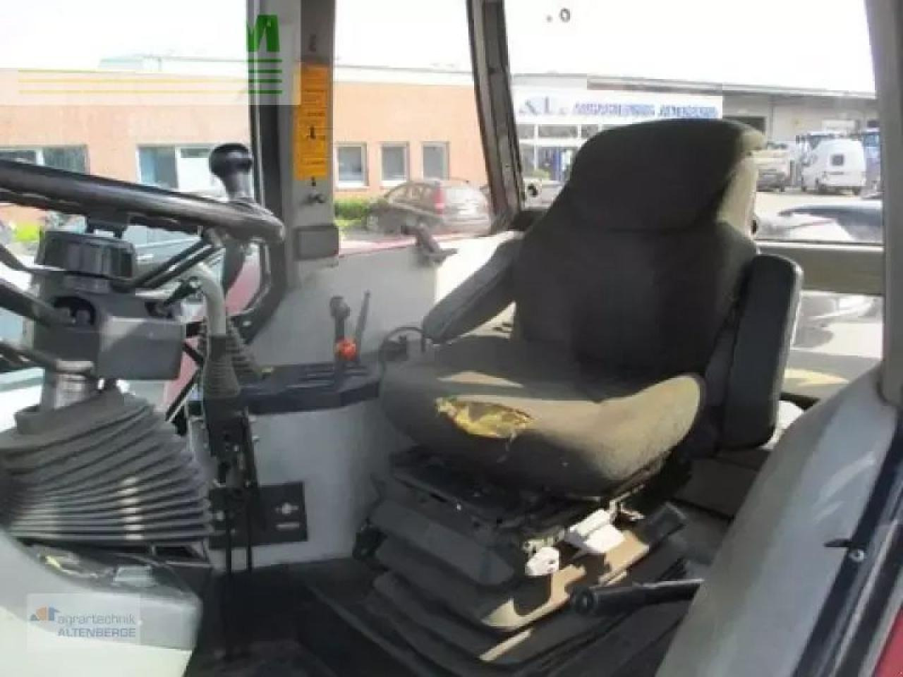 Case-IH maxxum 5120 powershift plus - Трактор: снимка 5 Case-IH maxxum 5120 powershift plus - Трактор: снимка 5