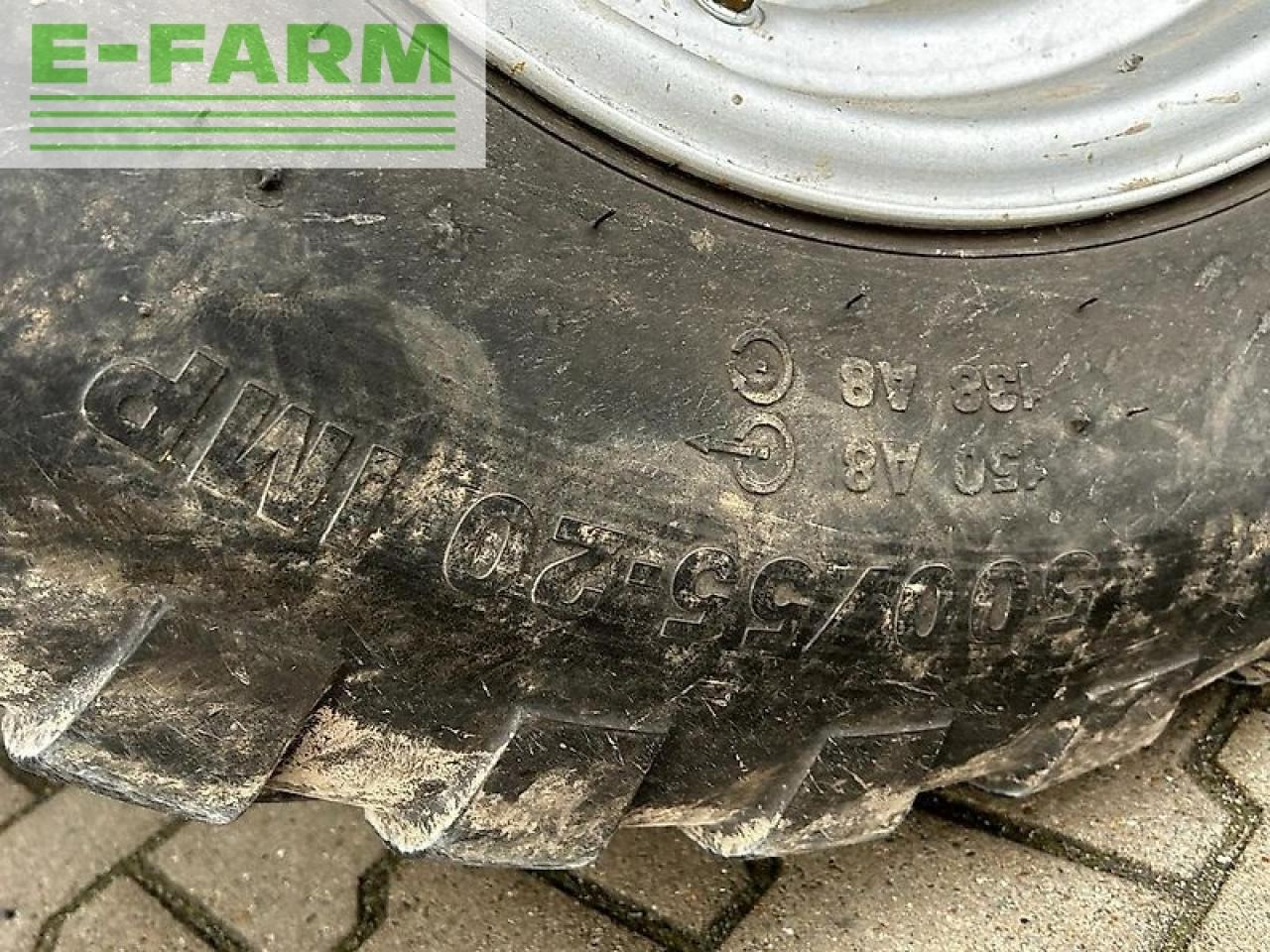 Case-IH rb465 - Сламопреса за квадратни бали: снимка 4 Case-IH rb465 - Сламопреса за квадратни бали: снимка 4