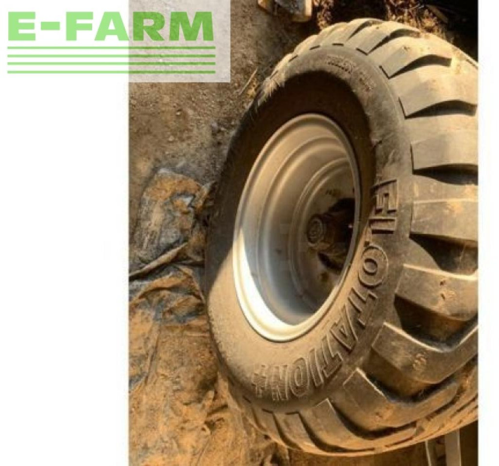 Case-IH rbx 465 - Сламопреса за квадратни бали: снимка 4 Case-IH rbx 465 - Сламопреса за квадратни бали: снимка 4