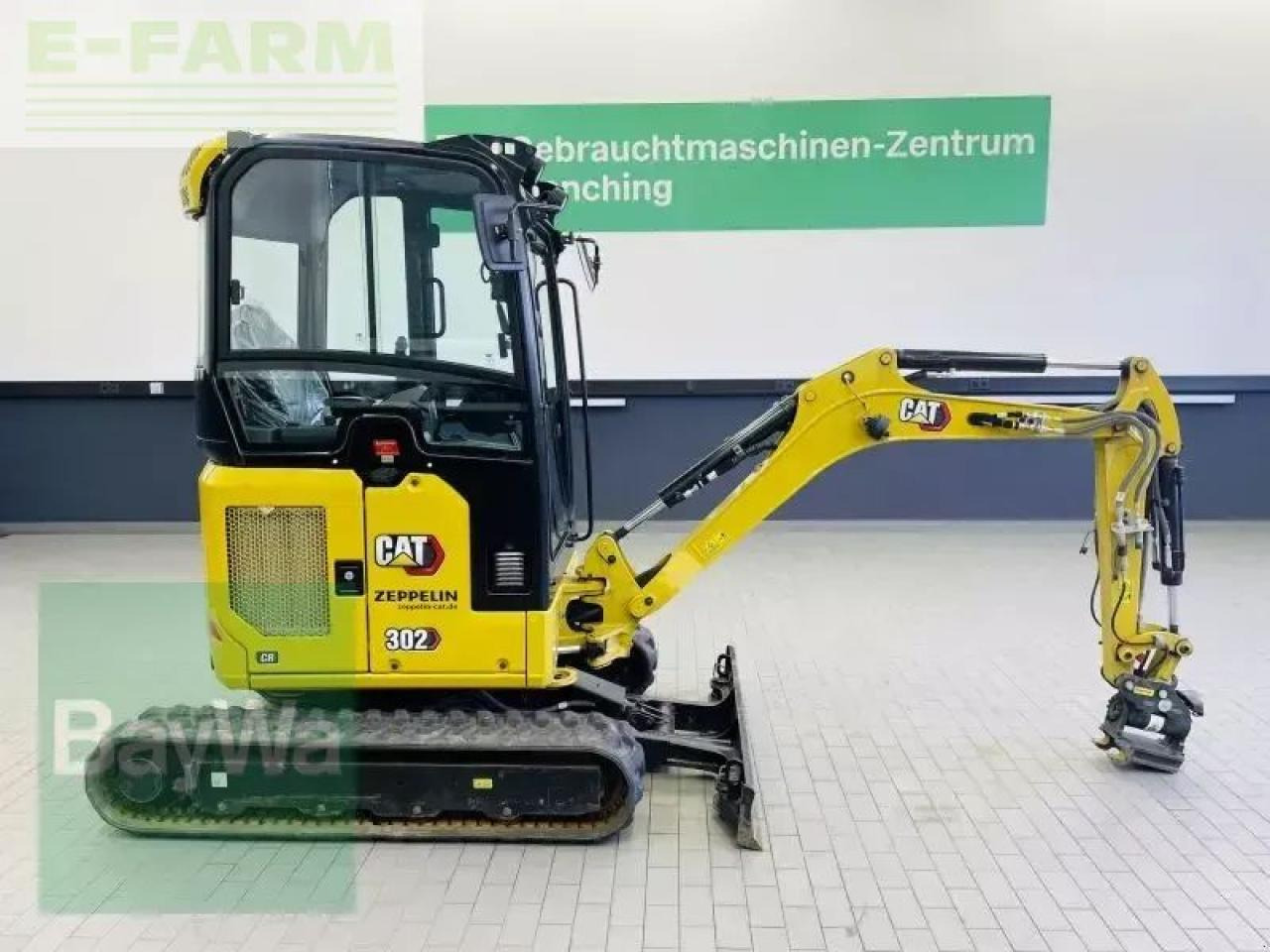 Caterpillar 302cr-05a - Мини багер: снимка 4 Caterpillar 302cr-05a - Мини багер: снимка 4