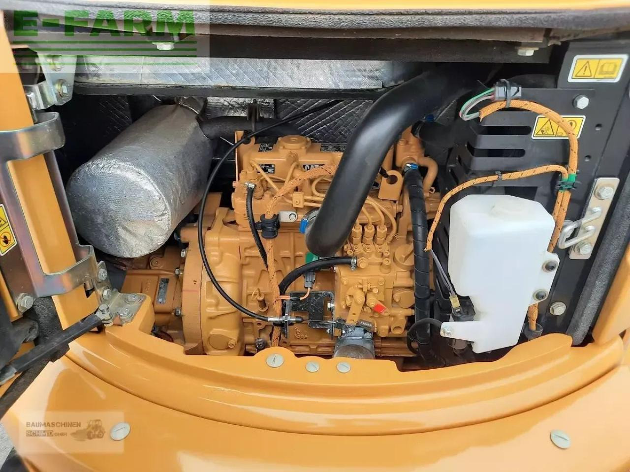 Caterpillar 303e - Мини багер: снимка 5 Caterpillar 303e - Мини багер: снимка 5