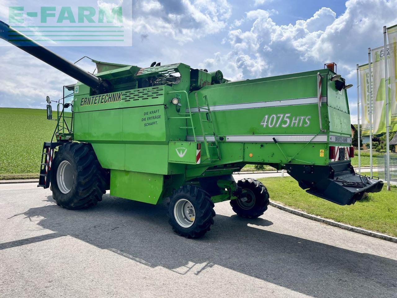 Deutz-Fahr 4075 balance - Зърнокомбайн: снимка 3 Deutz-Fahr 4075 balance - Зърнокомбайн: снимка 3