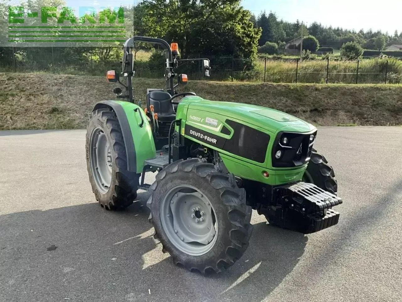 Deutz-Fahr 4080 e - Трактор: снимка 2 Deutz-Fahr 4080 e - Трактор: снимка 2