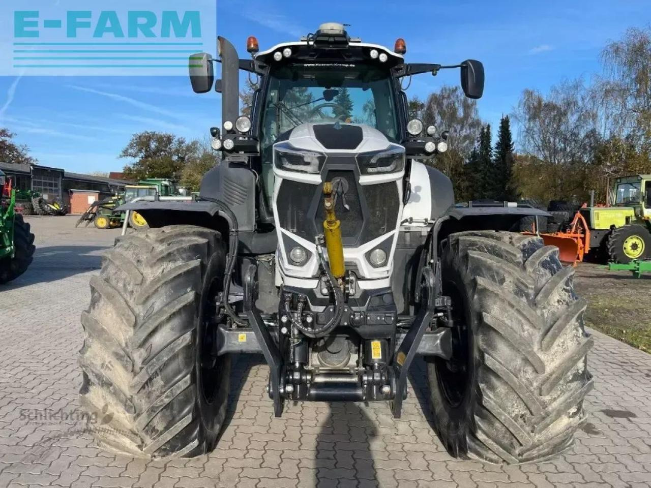 Трактор Deutz-Fahr 6215 agrotron ttv: снимка 9
