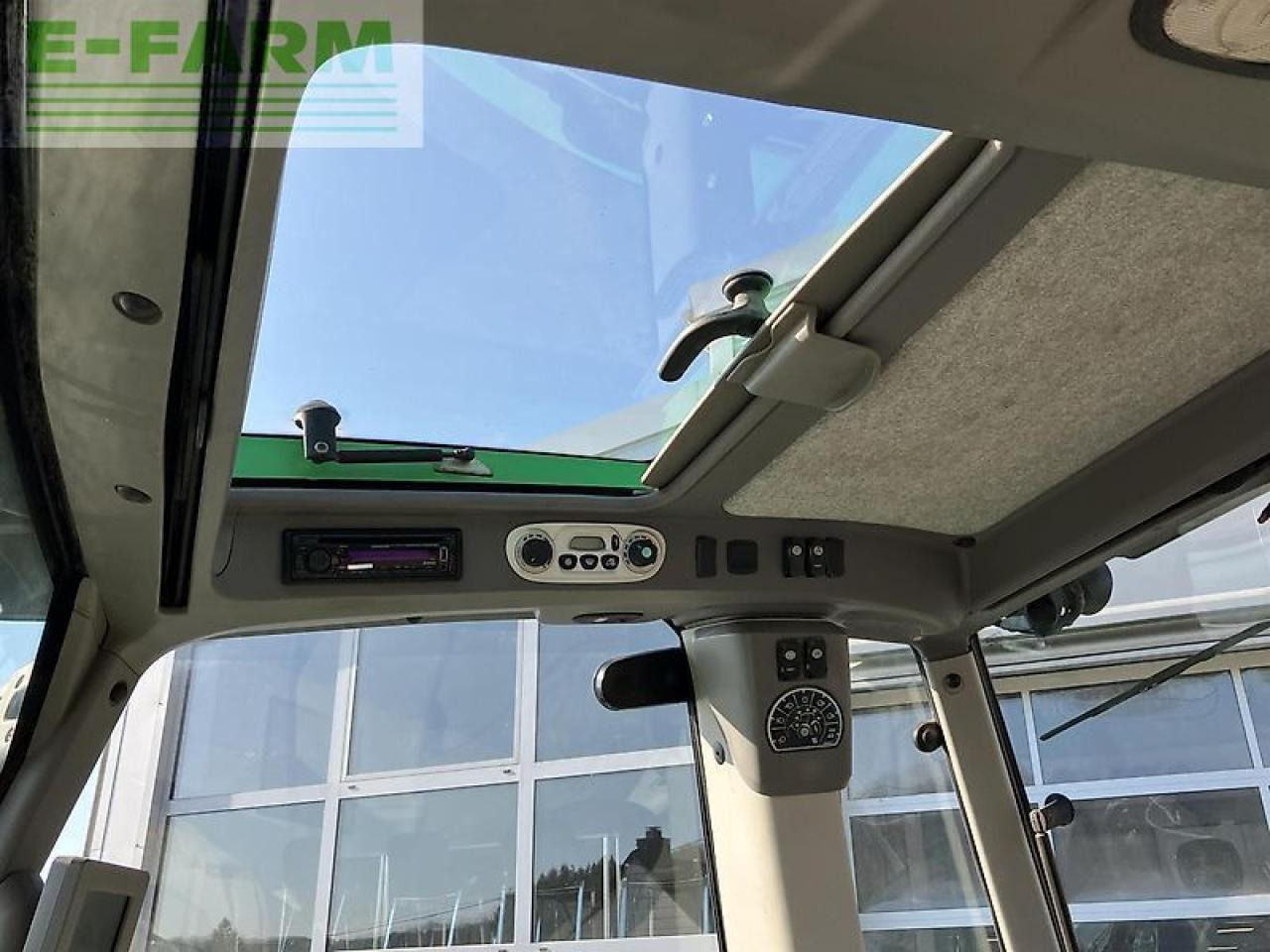 Deutz-Fahr 7250 agrotron ttv - Трактор: снимка 5 Deutz-Fahr 7250 agrotron ttv - Трактор: снимка 5