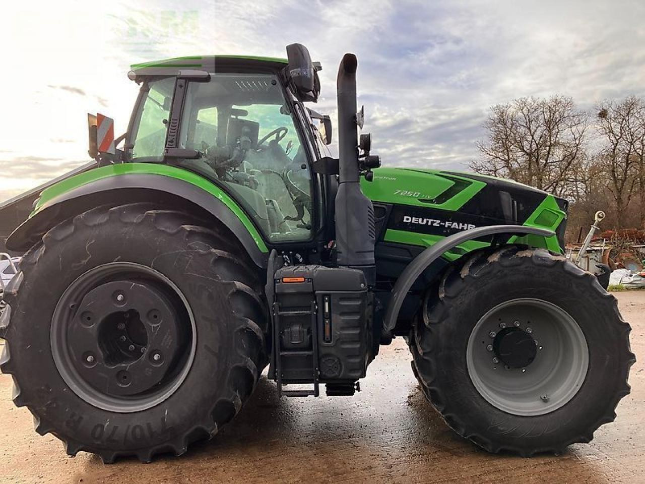 Deutz-Fahr 7250 ttv - Трактор: снимка 4 Deutz-Fahr 7250 ttv - Трактор: снимка 4