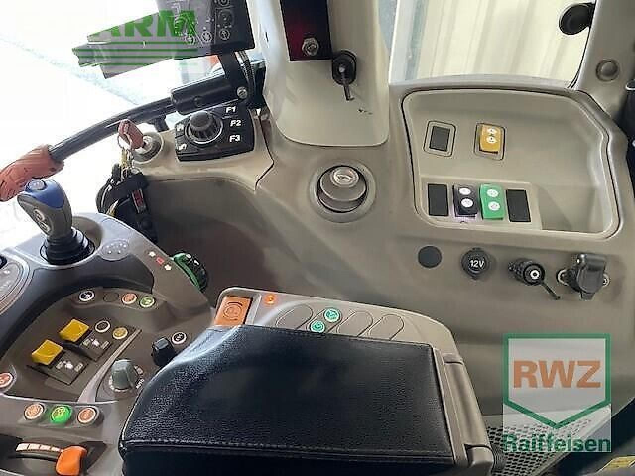 Трактор Deutz-Fahr 7250 ttv: снимка 8 Трактор Deutz-Fahr 7250 ttv: снимка 8