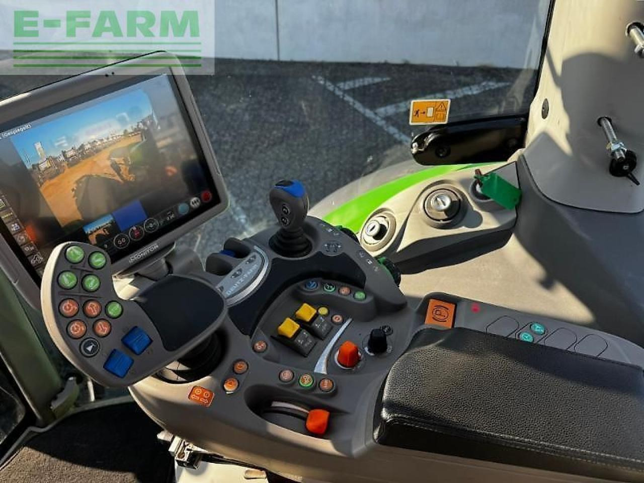Трактор Deutz-Fahr 8280 ttv: снимка 11