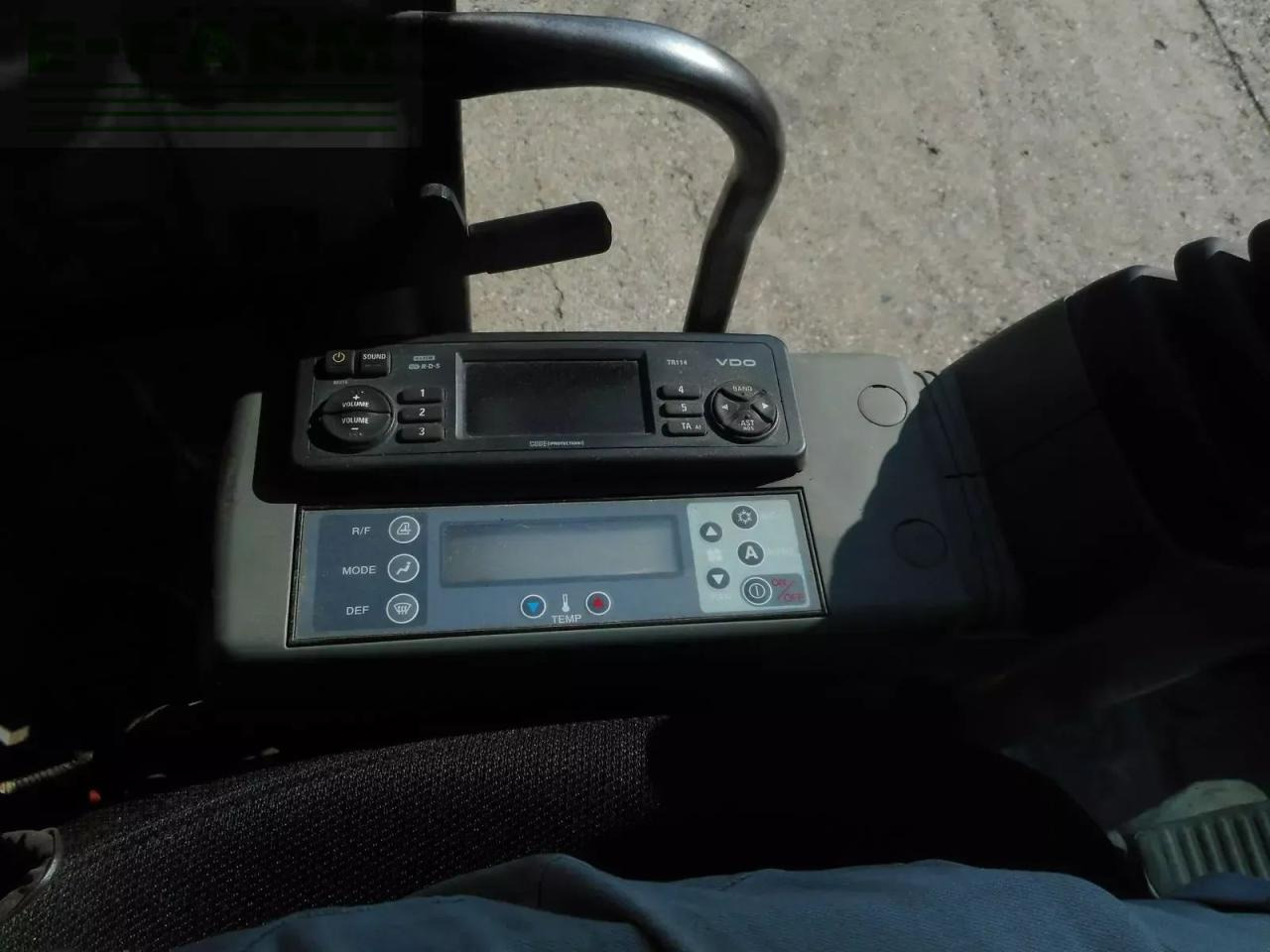 Deutz-Fahr RB 3.80 - Сламопреса за квадратни бали: снимка 2 Deutz-Fahr RB 3.80 - Сламопреса за квадратни бали: снимка 2