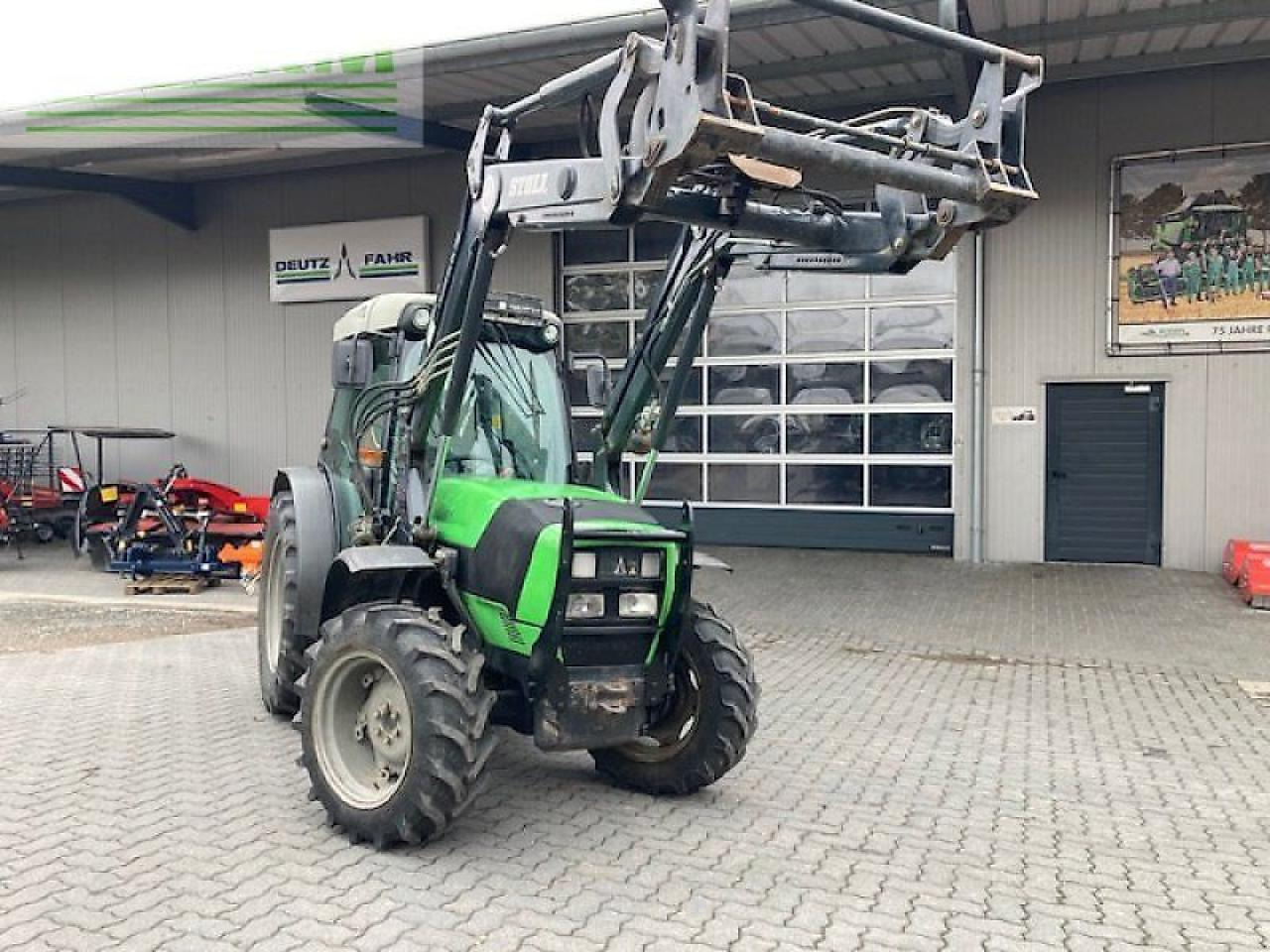 Deutz-Fahr agroplus f 430 gs F - Трактор: снимка 2 Deutz-Fahr agroplus f 430 gs F - Трактор: снимка 2
