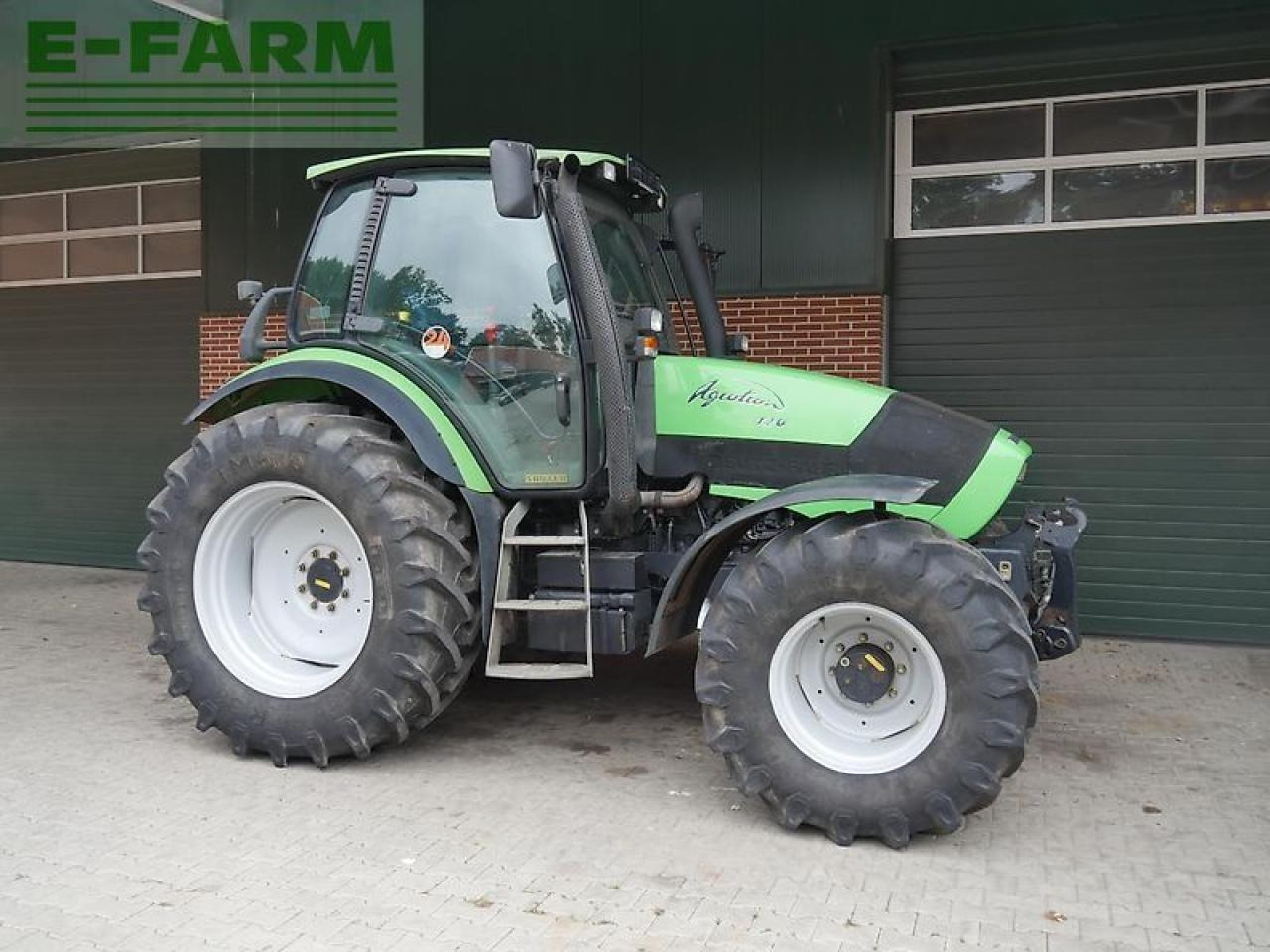 Deutz-Fahr agrotron 120 new nur 2350 std. - Трактор: снимка 1 Deutz-Fahr agrotron 120 new nur 2350 std. - Трактор: снимка 1