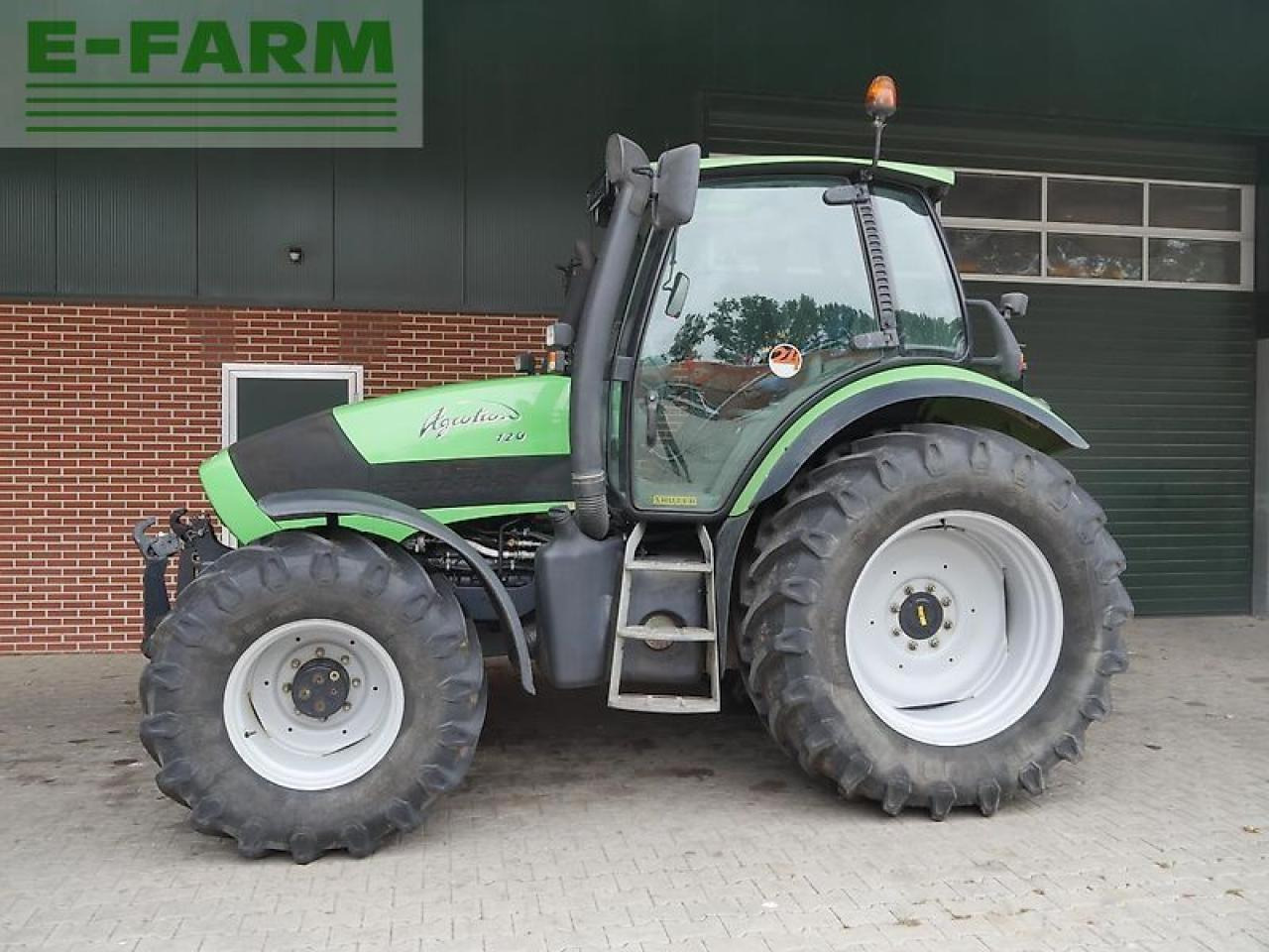 Deutz-Fahr agrotron 120 new nur 2350 std. - Трактор: снимка 5 Deutz-Fahr agrotron 120 new nur 2350 std. - Трактор: снимка 5
