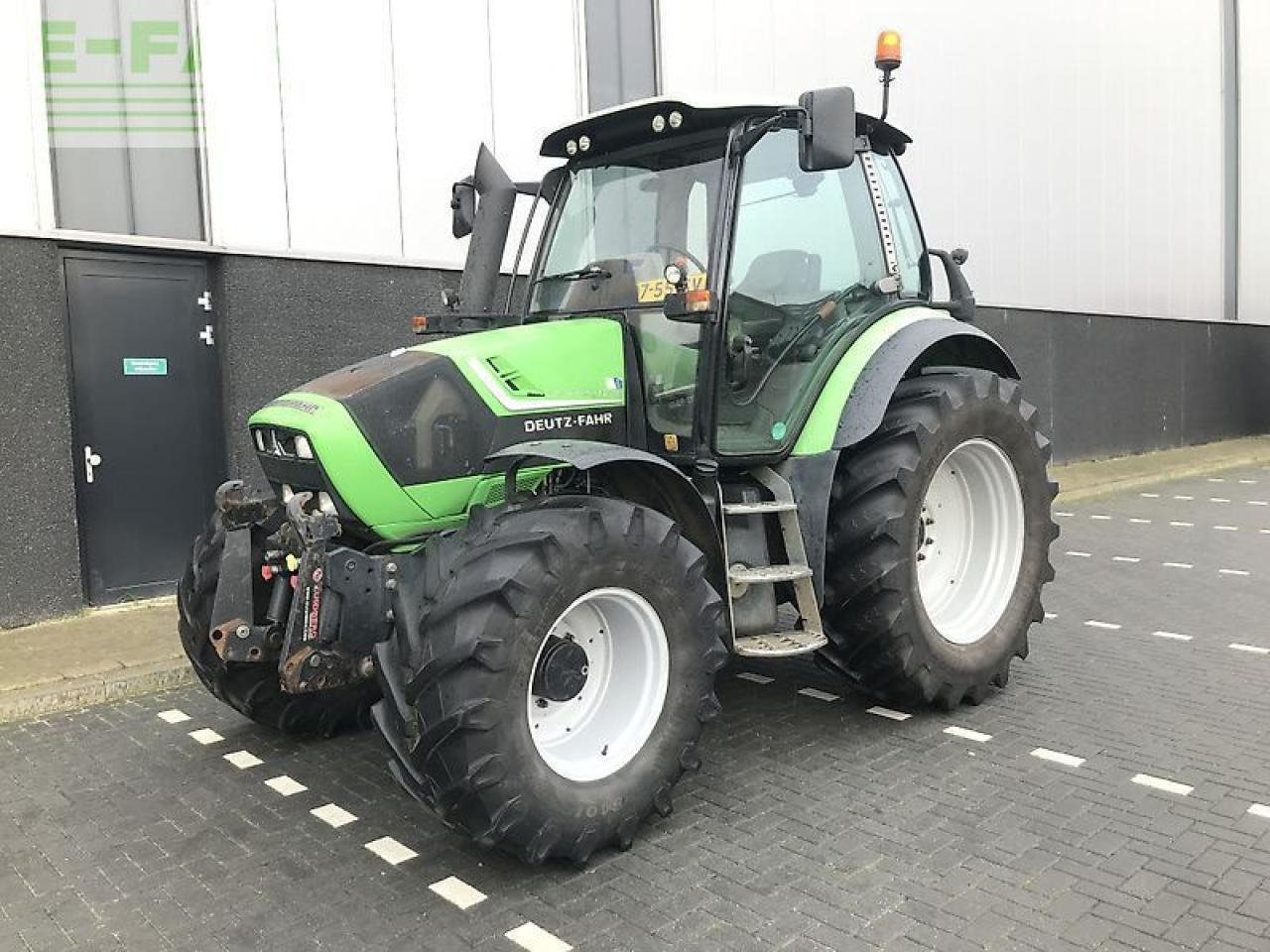 Deutz-Fahr deutz agrotron ttv430 met brede wielen - Трактор: снимка 1 Deutz-Fahr deutz agrotron ttv430 met brede wielen - Трактор: снимка 1