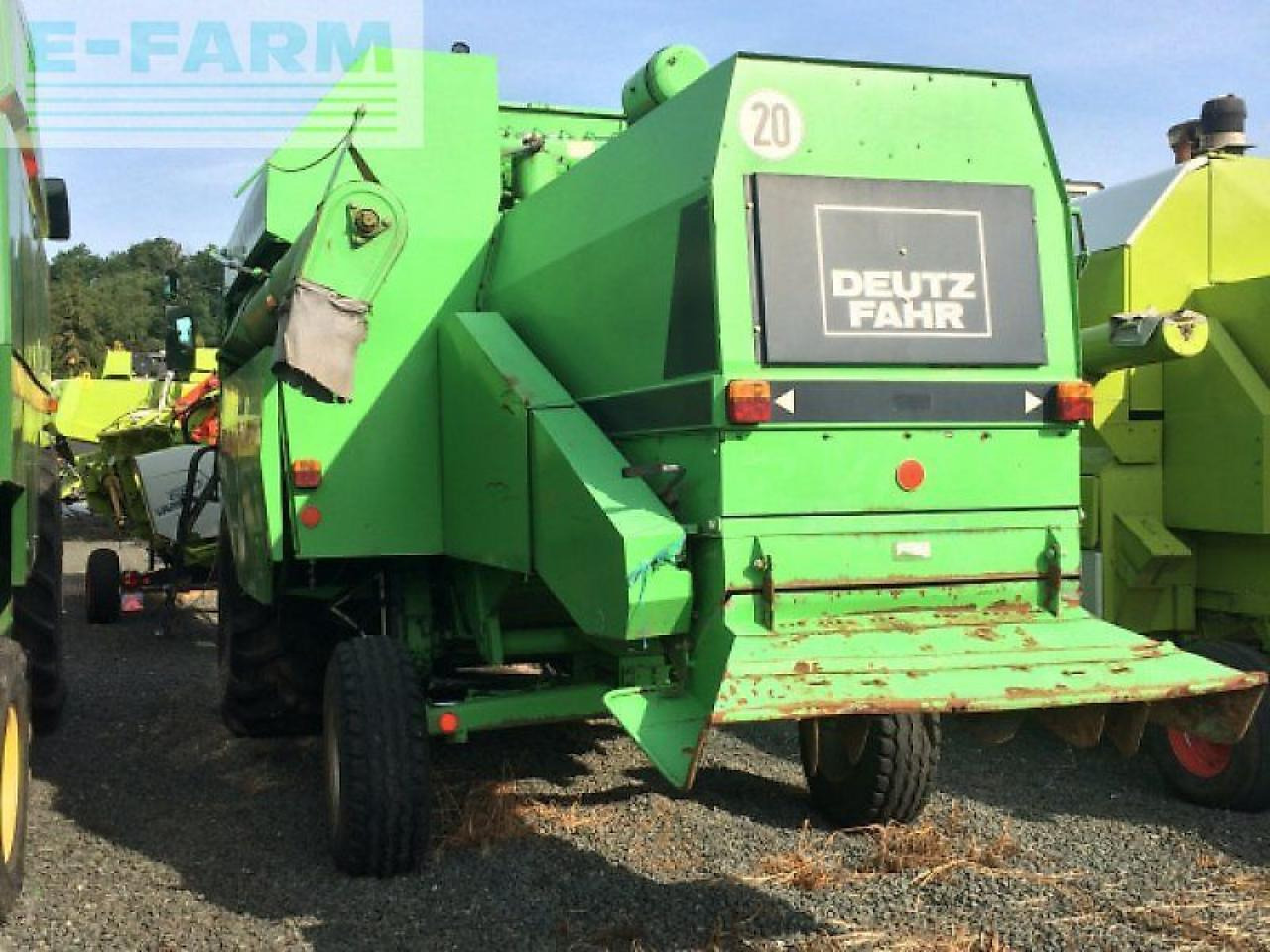 Deutz-Fahr m 35.40 - Зърнокомбайн: снимка 3 Deutz-Fahr m 35.40 - Зърнокомбайн: снимка 3