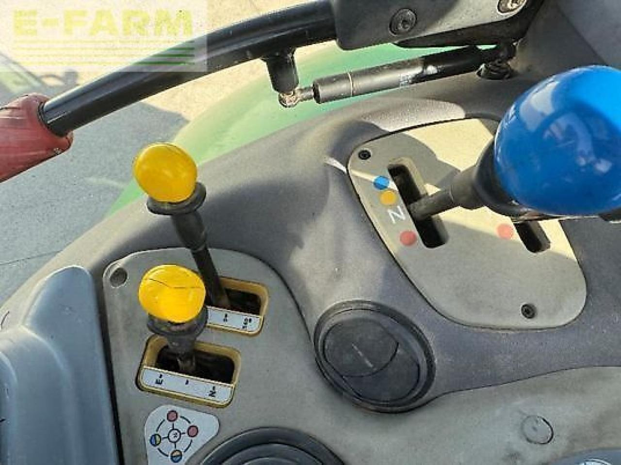 Трактор Deutz-Fahr m640: снимка 9