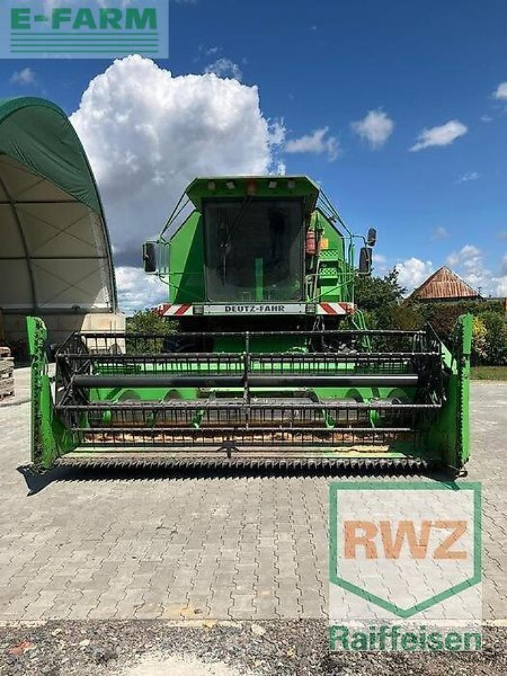 Deutz-Fahr starliner 4040 - Зърнокомбайн: снимка 1 Deutz-Fahr starliner 4040 - Зърнокомбайн: снимка 1