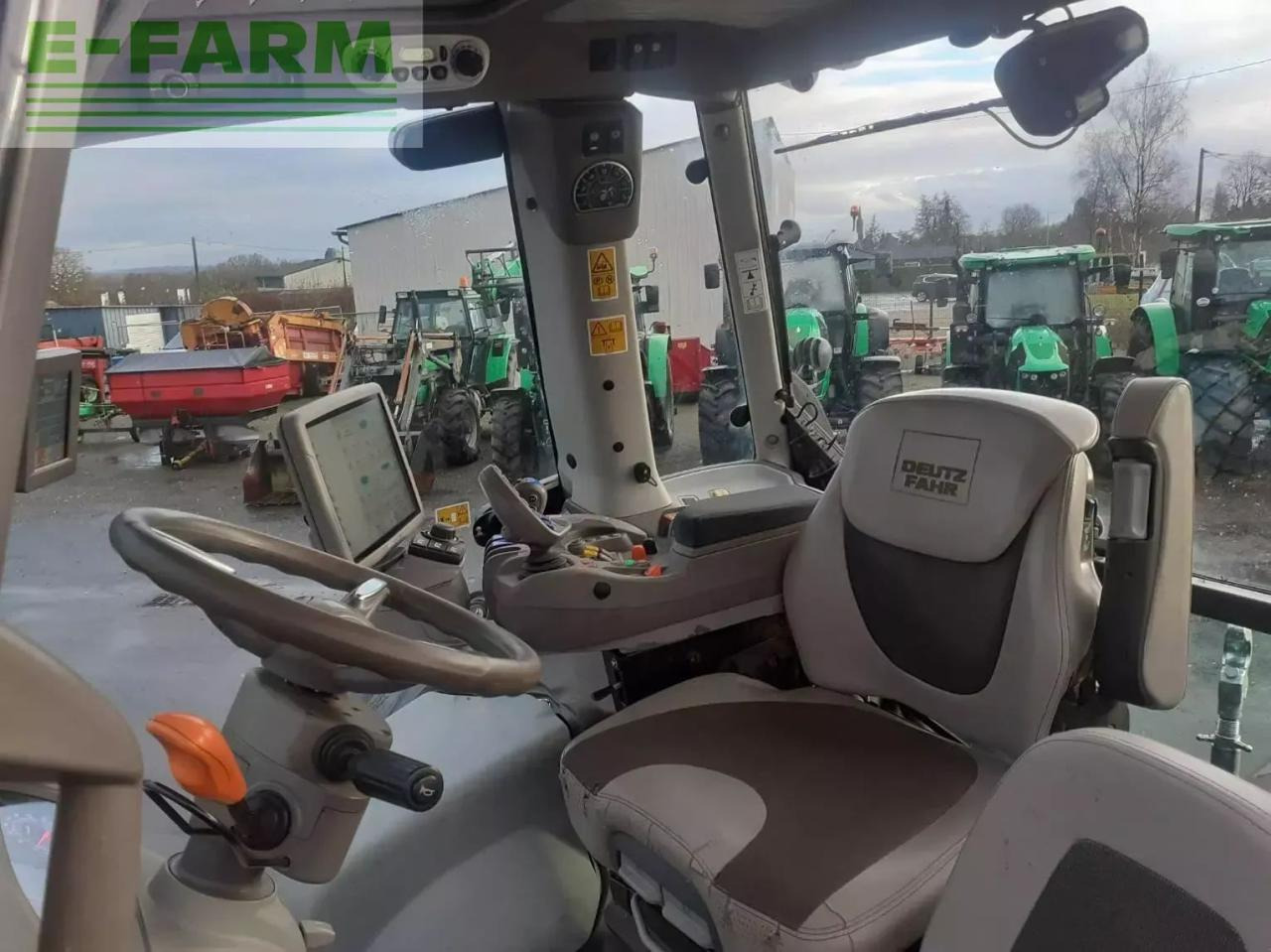 Deutz-Fahr tracteur agricole serie7ttvagrotron 7250 ttv warri TTV - Трактор: снимка 4 Deutz-Fahr tracteur agricole serie7ttvagrotron 7250 ttv warri TTV - Трактор: снимка 4