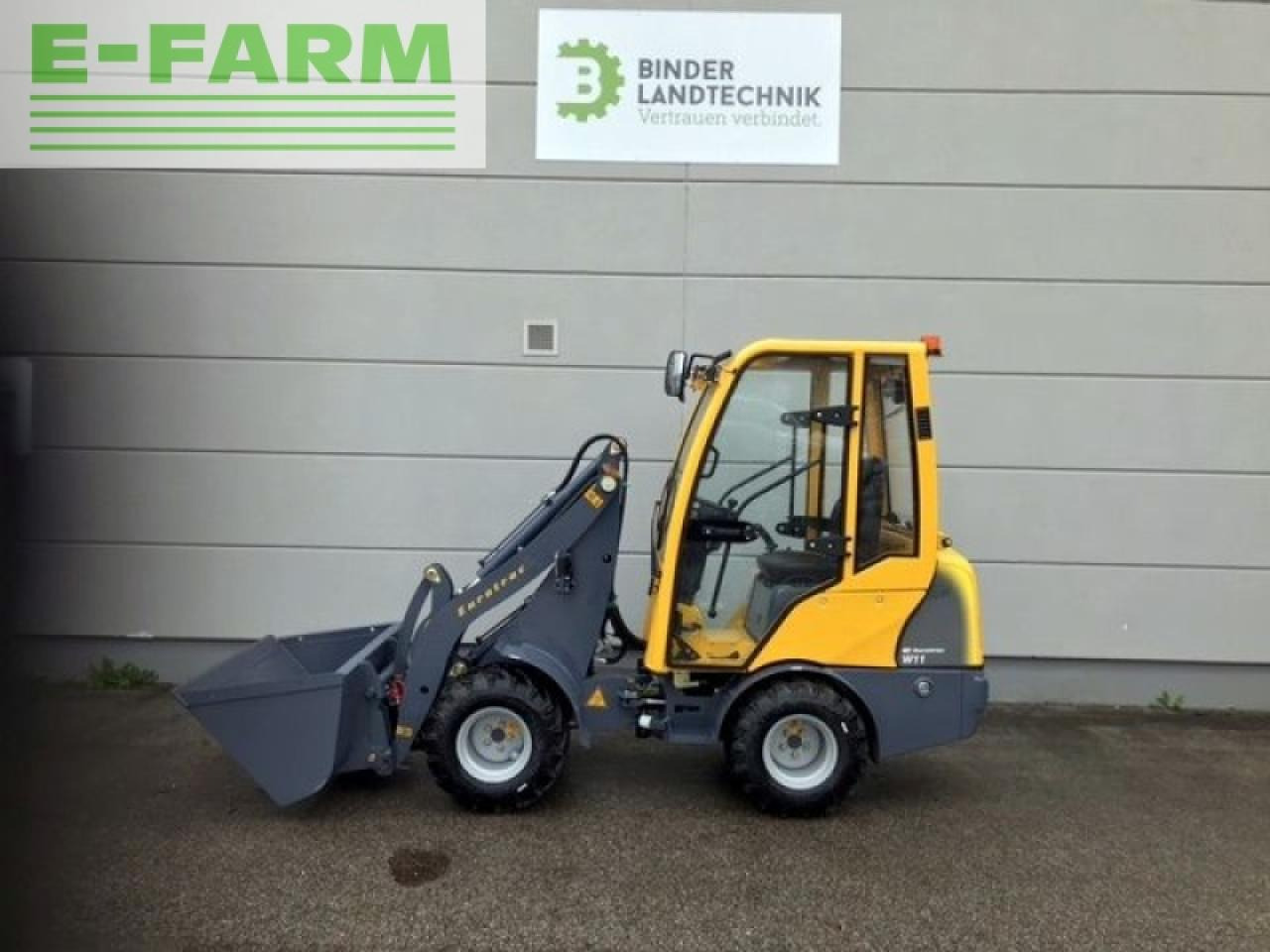 Eurotrac 810 / w11-c hoflader - Мини багер: снимка 1 Eurotrac 810 / w11-c hoflader - Мини багер: снимка 1