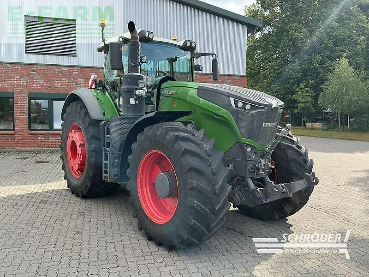 Fendt 1050 vario s4 profi plus ProfiPlus - Трактор: снимка 1 Fendt 1050 vario s4 profi plus ProfiPlus - Трактор: снимка 1