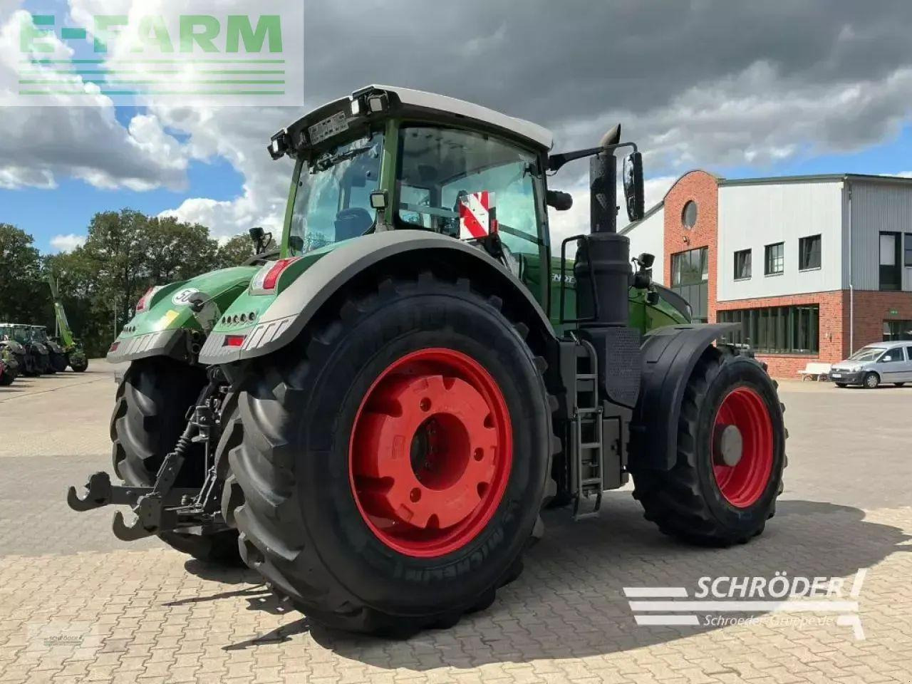 Fendt 1050 vario s4 profi plus ProfiPlus - Трактор: снимка 5 Fendt 1050 vario s4 profi plus ProfiPlus - Трактор: снимка 5