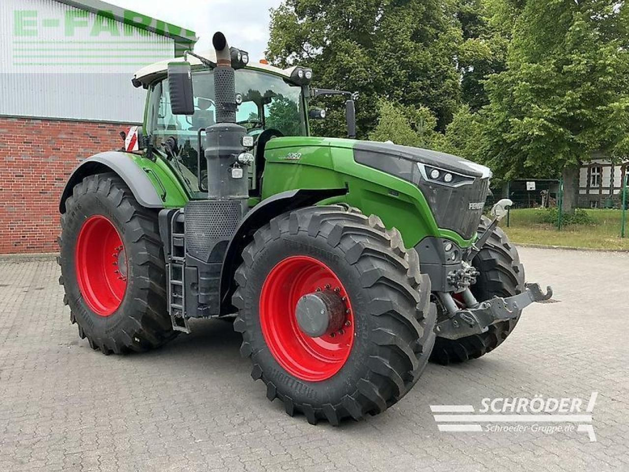 Fendt 1050 vario s4 profi plus - motor neu - Трактор: снимка 1 Fendt 1050 vario s4 profi plus - motor neu - Трактор: снимка 1